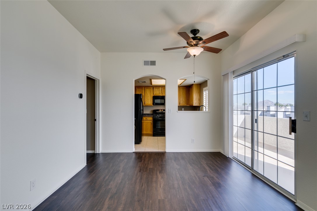 358 Seine Way 358 Property Photo 16