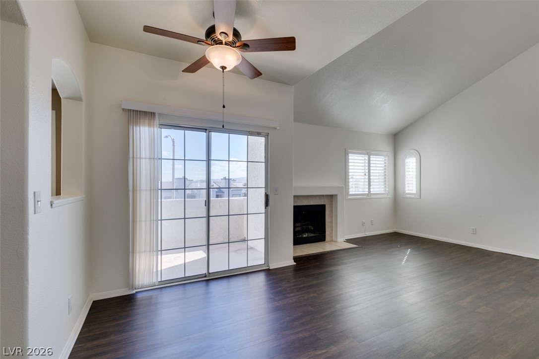 358 Seine Way 358 Property Photo 18