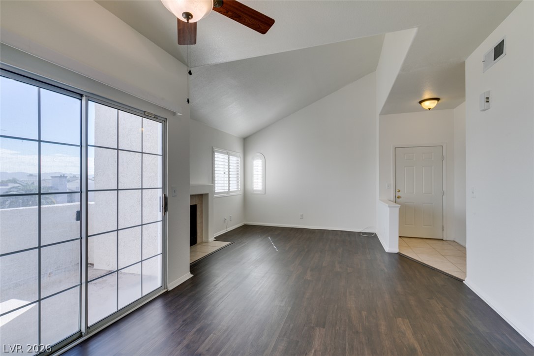 358 Seine Way 358 Property Photo 19