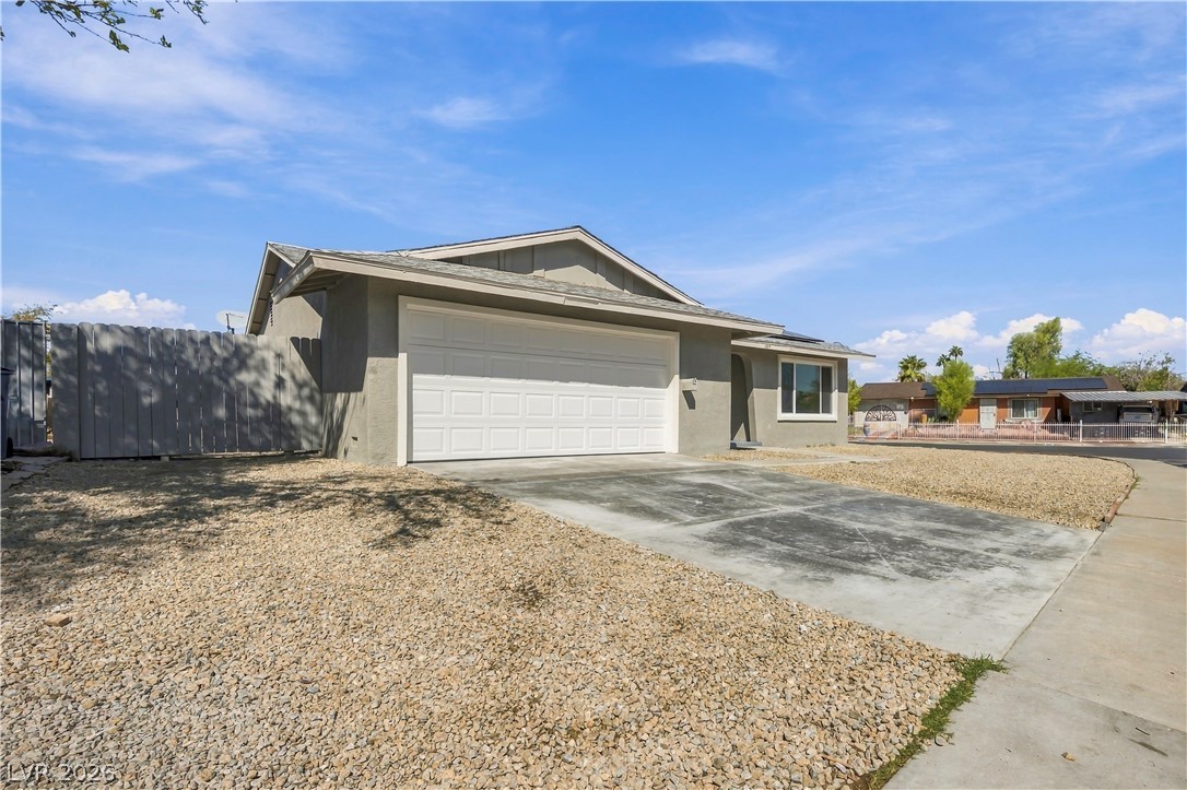 1217 Vaughn Street Property Photo 1