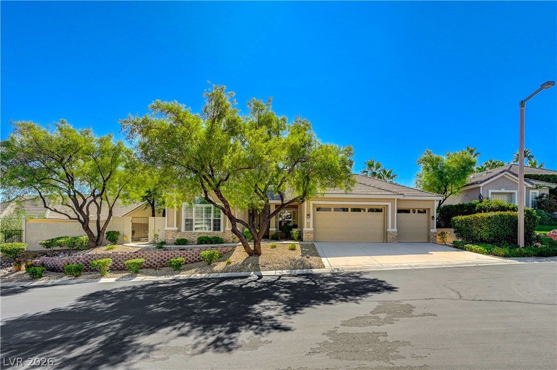10809 Elm Ridge Avenue Property Photo 1