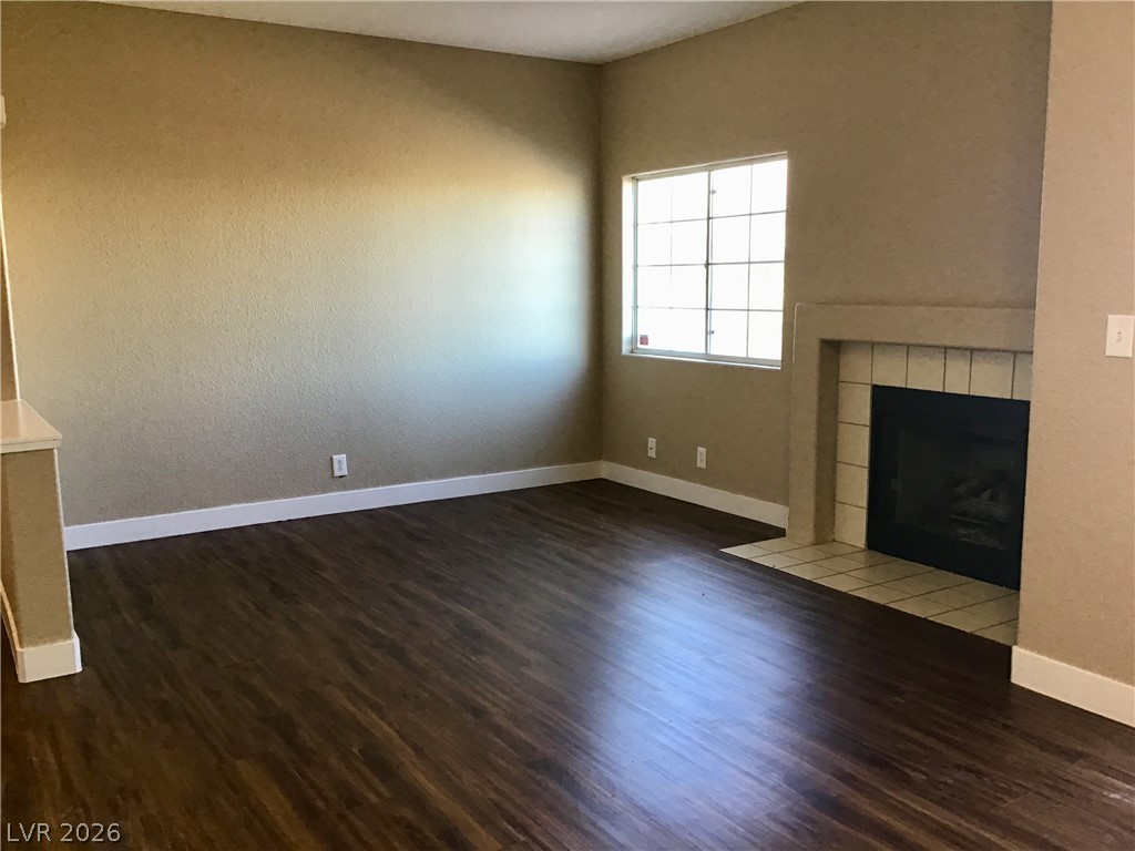 1676 NORMANDY Way 0 Property Photo 1