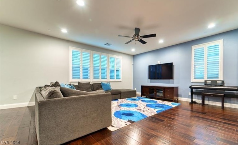 11216 Hedgemont Avenue Property Photo 6