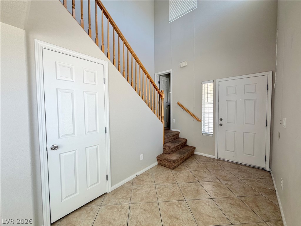 6435 Sean Creek Street Property Photo 5