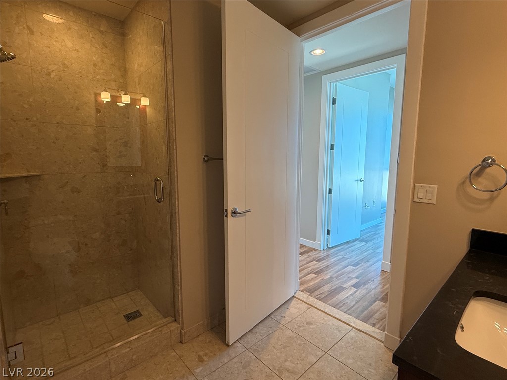 4575 Dean Martin Drive 2008 Property Photo 19