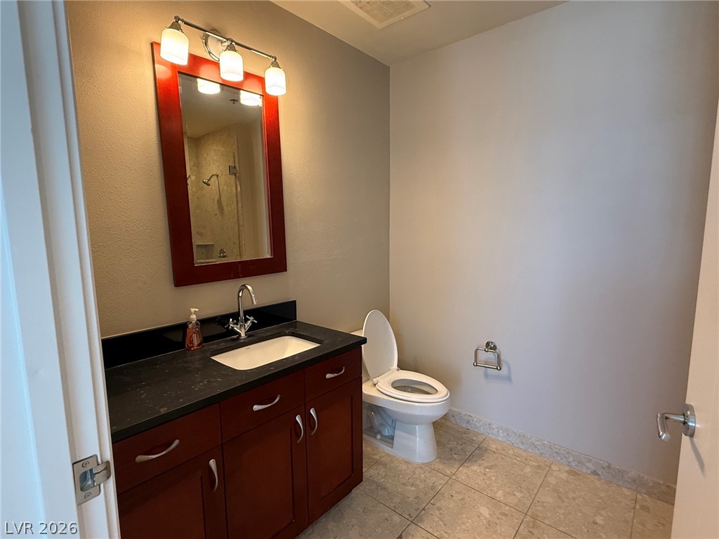 4575 Dean Martin Drive 2008 Property Photo 20