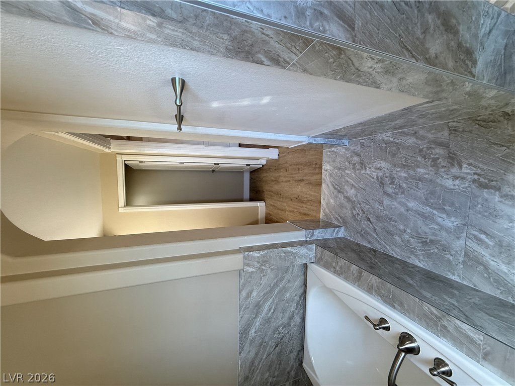 26 Via Vasari 103 Property Photo 17