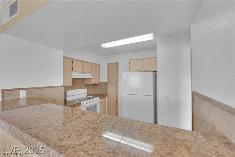 8101 West Flamingo Road 2030 Property Photo 23