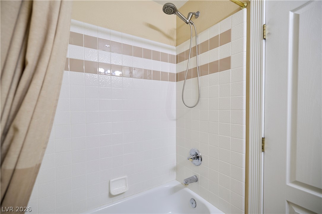 2526 Vintage Rose Avenue Property Photo 21