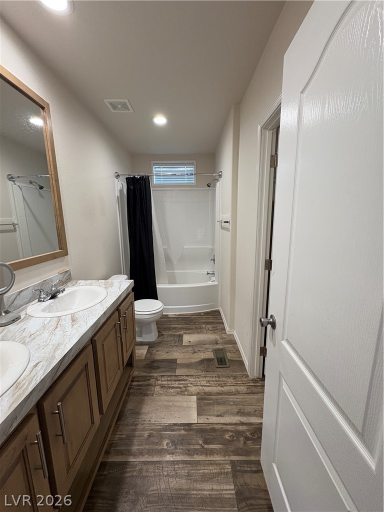1151 Avenue H Property Photo 12