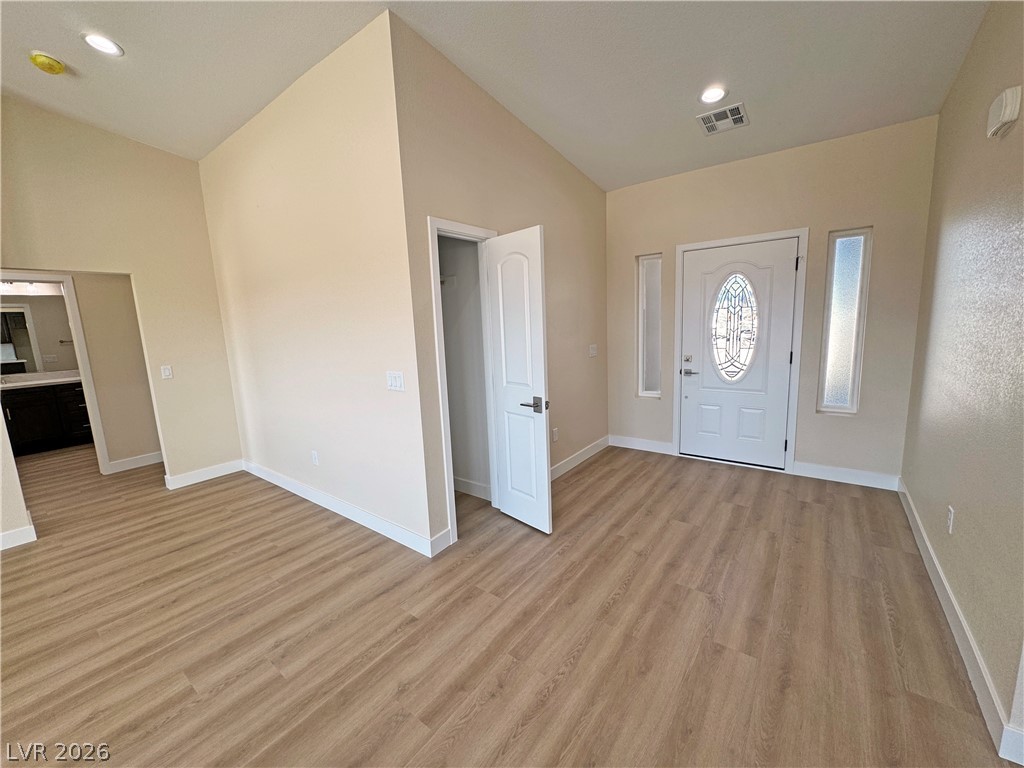 2641 West Carnation Way Property Photo 3