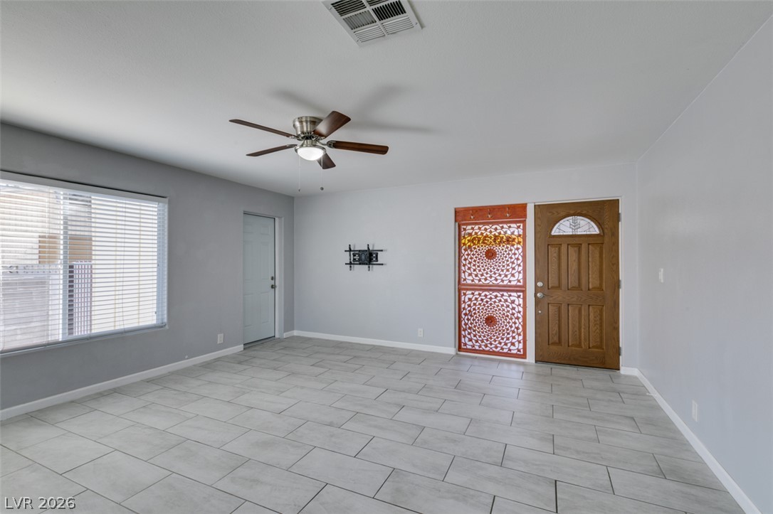 4030 Vegas Valley Drive Property Photo 7