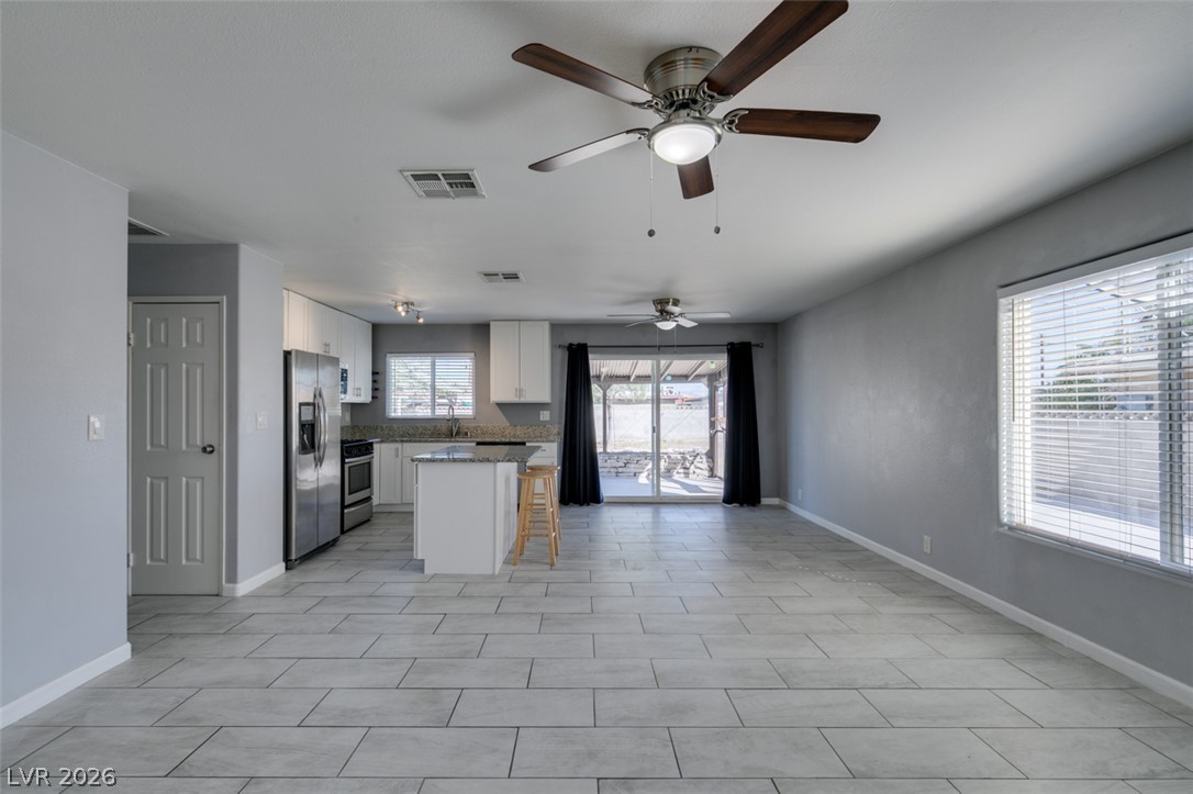 4030 Vegas Valley Drive Property Photo 13