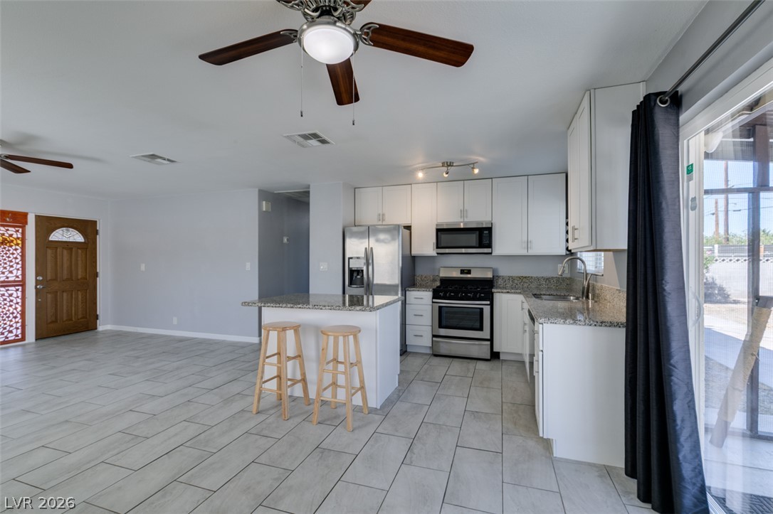 4030 Vegas Valley Drive Property Photo 20