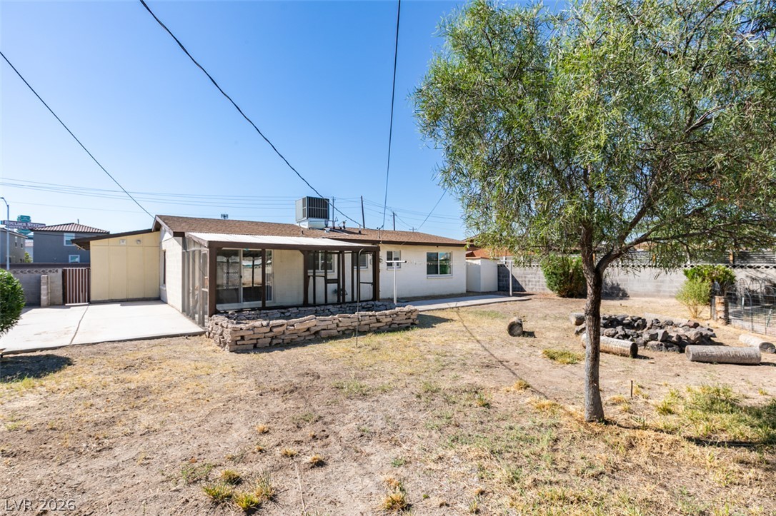 4030 Vegas Valley Drive Property Photo 37