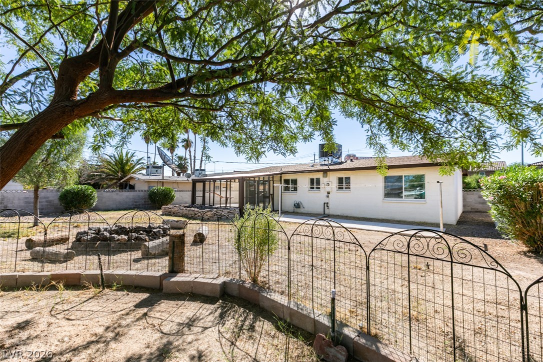 4030 Vegas Valley Drive Property Photo 39