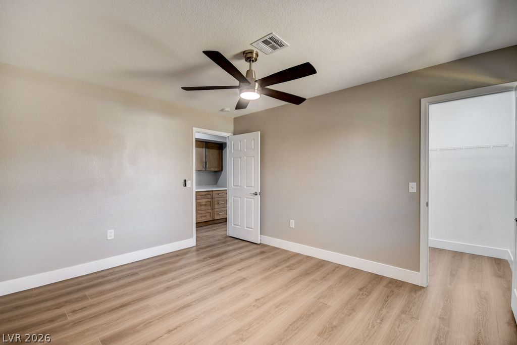 9437 Eagle Valley Drive Property Photo 20