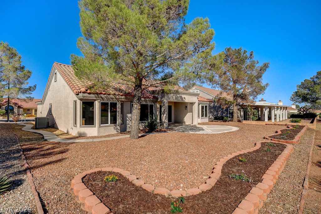 9437 Eagle Valley Drive Property Photo 24