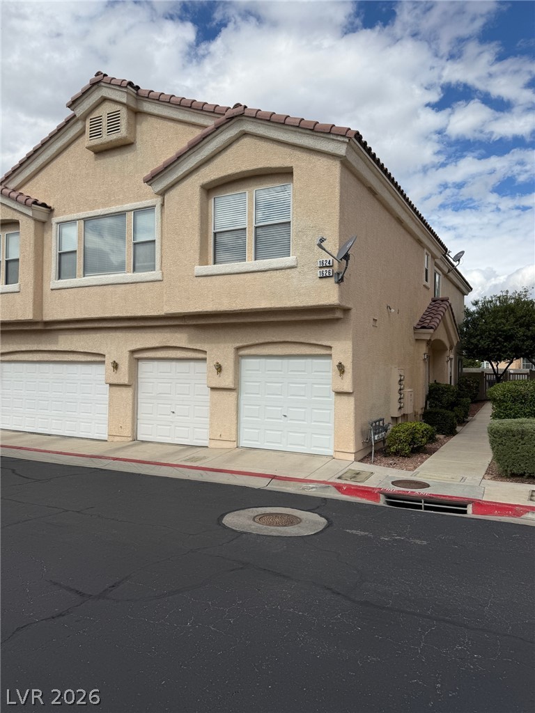 1626 Clint Canyon Drive Property Photo 4
