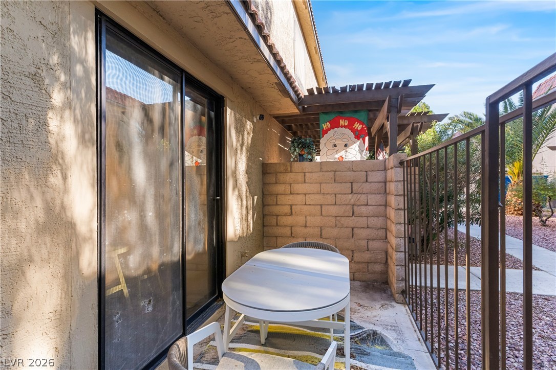 735 Apple Tree Court Property Photo 28