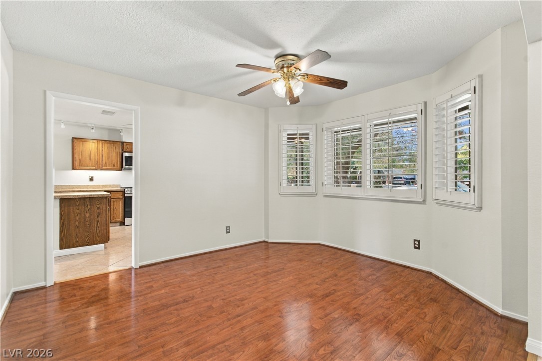 4626 Lost Creek Court Property Photo 6