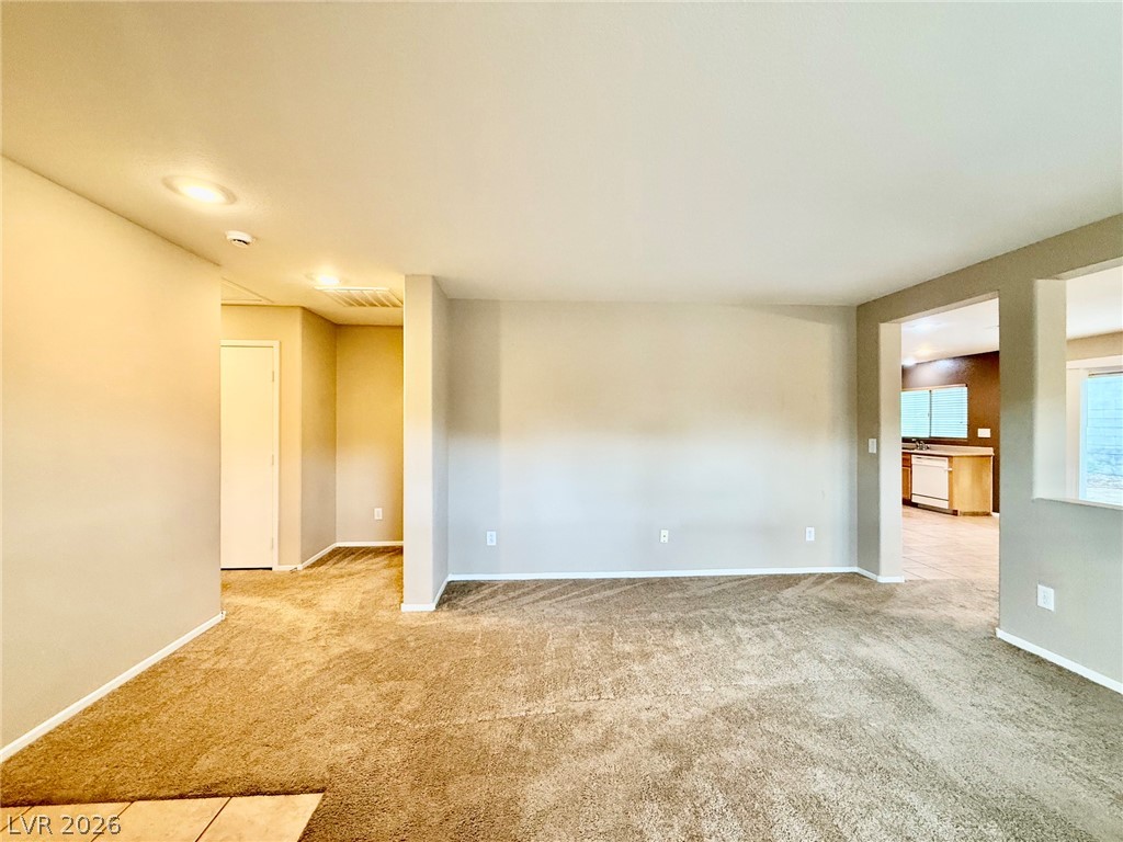 9539 Brewing Cloud Avenue Property Photo 3