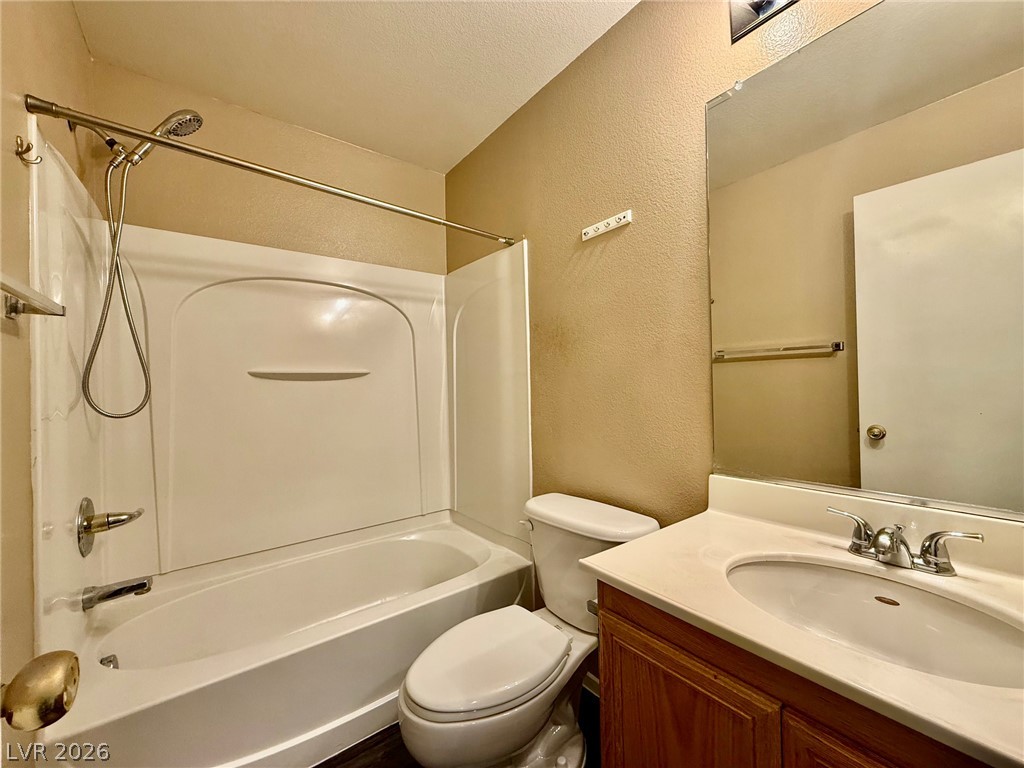9539 Brewing Cloud Avenue Property Photo 14