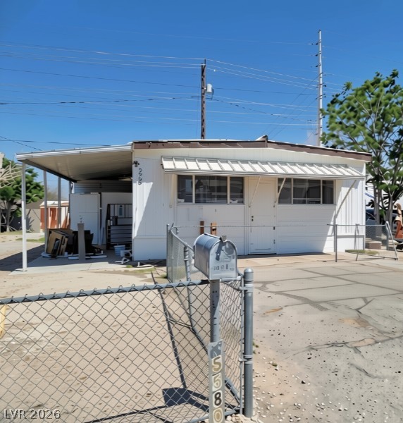 5580 East Carey Avenue Property Photo 1