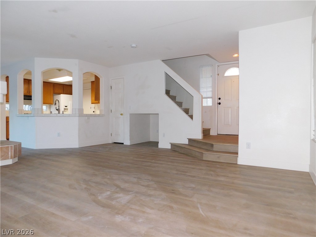 10062 Hermit Rapids Avenue Property Photo 6
