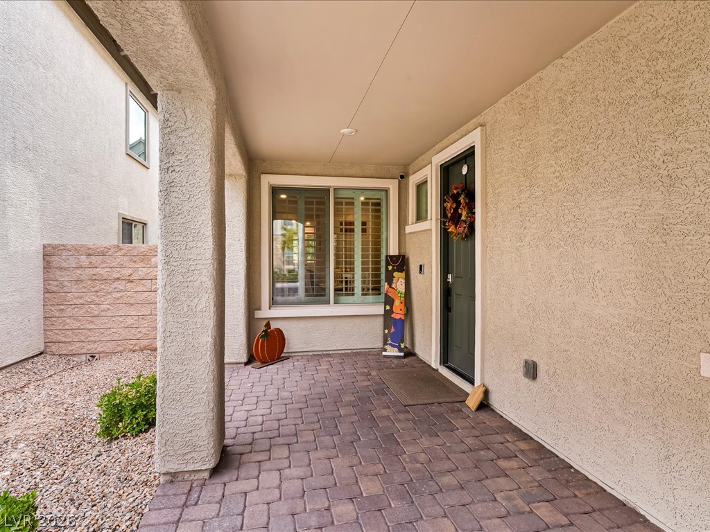 6521 Castalnova Bend Drive Property Photo 3