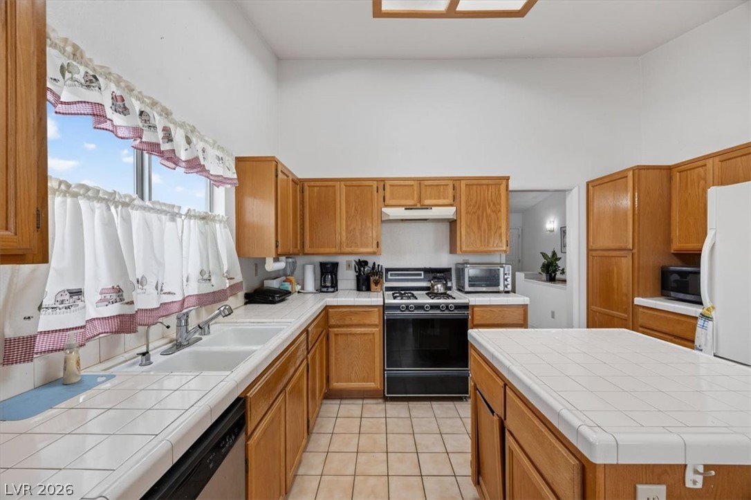 1552 Beech Grove Drive Property Photo 16