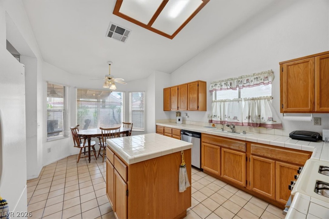 1552 Beech Grove Drive Property Photo 19