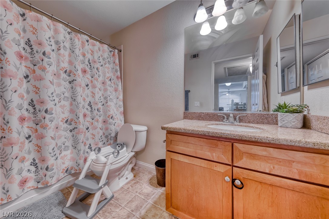 4400 South Jones Boulevard 2061 Property Photo 12