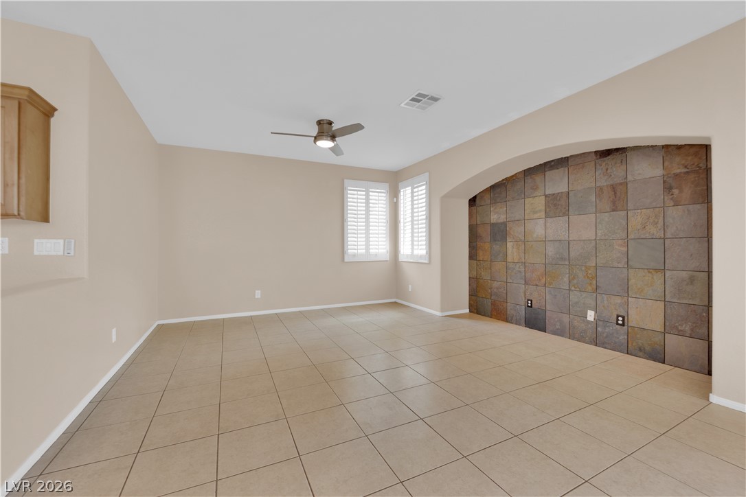 2429 Allegretto Avenue Property Photo 8