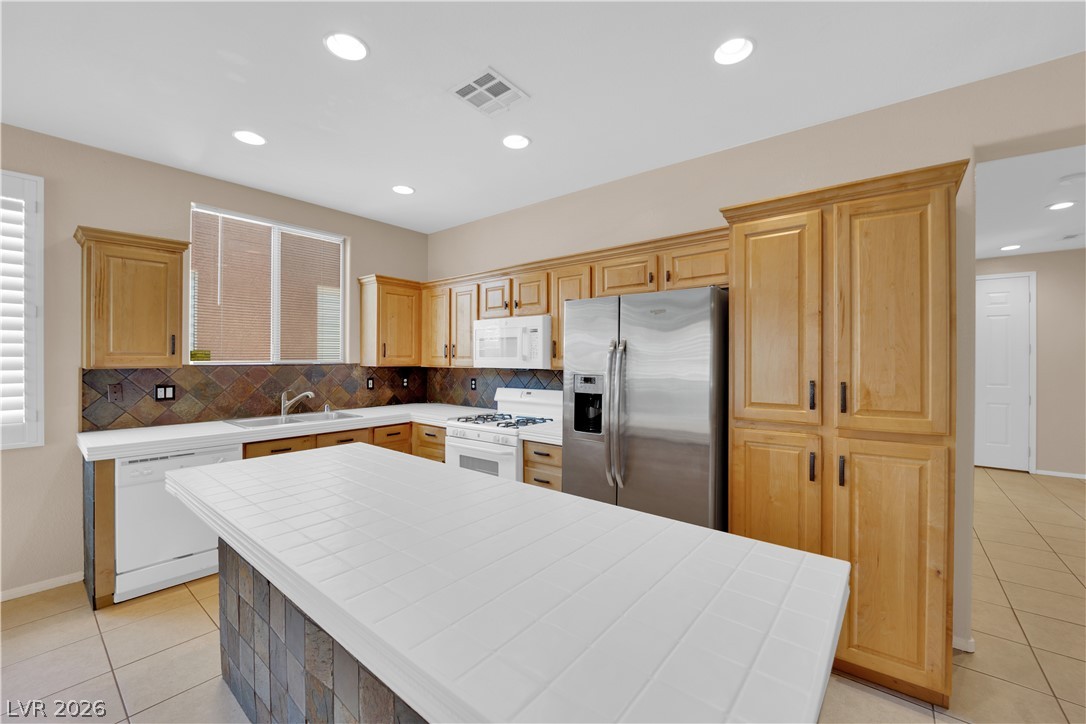 2429 Allegretto Avenue Property Photo 11
