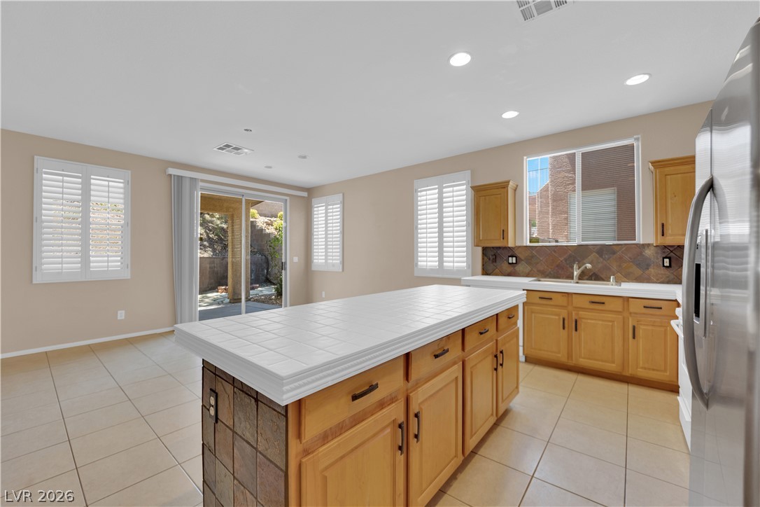 2429 Allegretto Avenue Property Photo 13