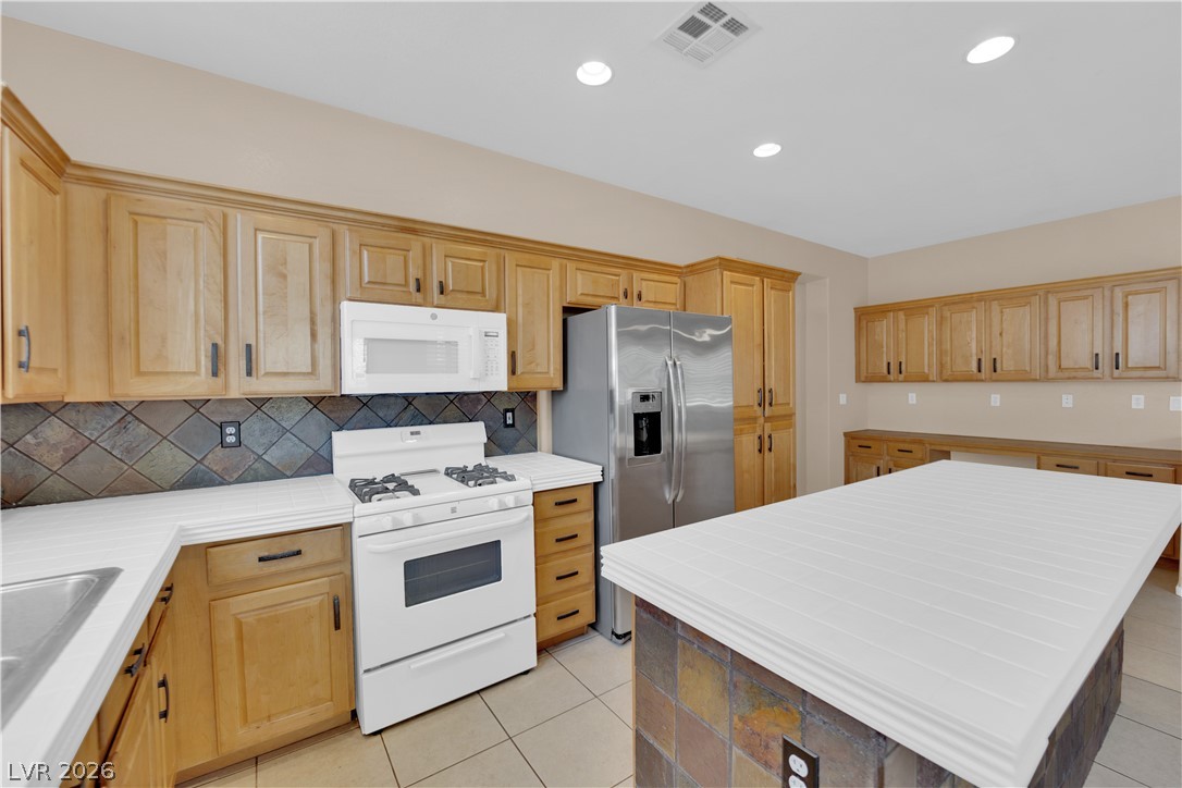 2429 Allegretto Avenue Property Photo 16