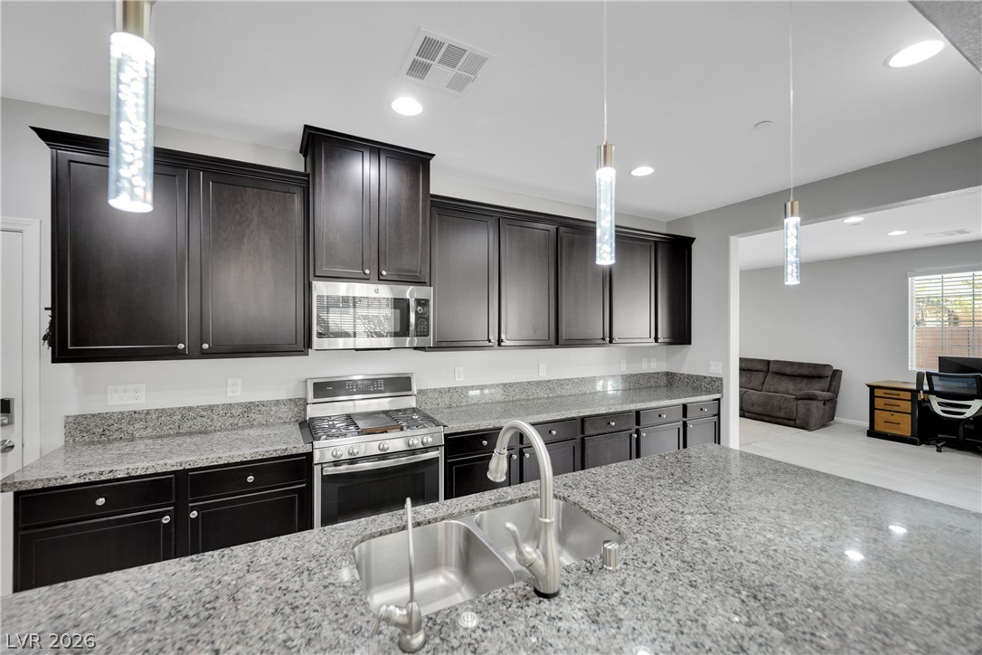 2504 Sable Ridge Property Photo 4