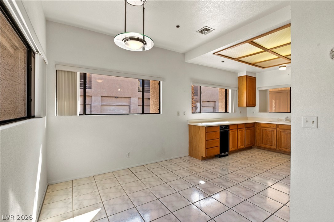 3827 Desert Marina Drive 211 Property Photo 7