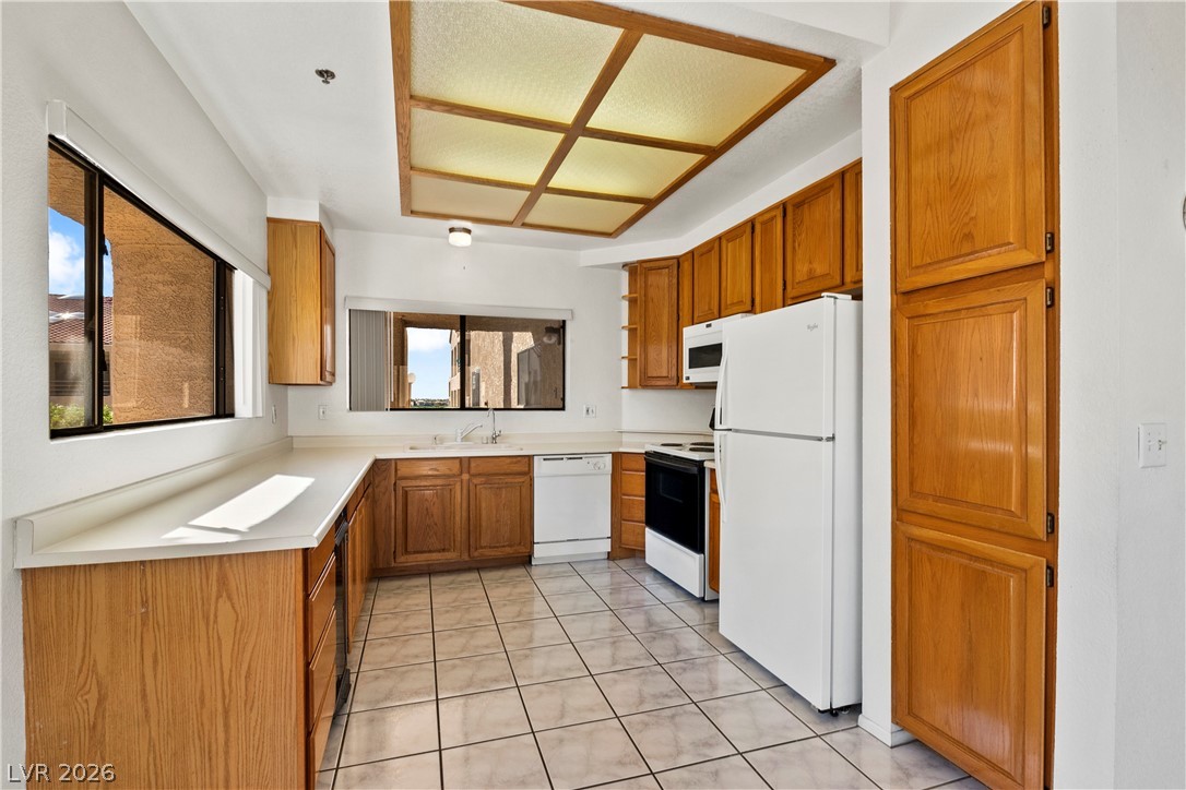 3827 Desert Marina Drive 211 Property Photo 8
