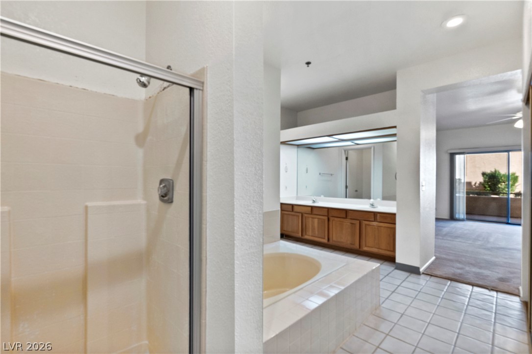 3827 Desert Marina Drive 211 Property Photo 27