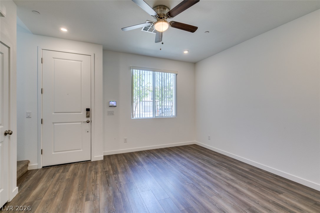 218 Krameria Avenue Property Photo 8