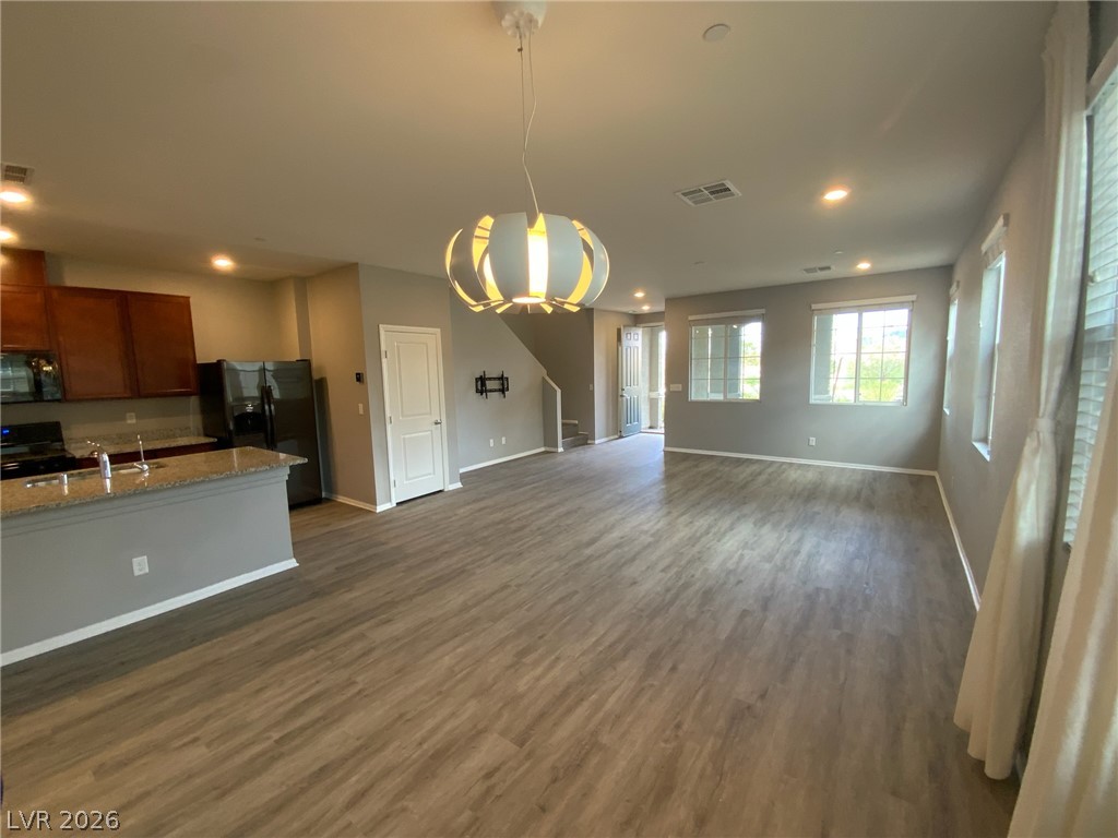 2674 Frabiele Street Property Photo 8