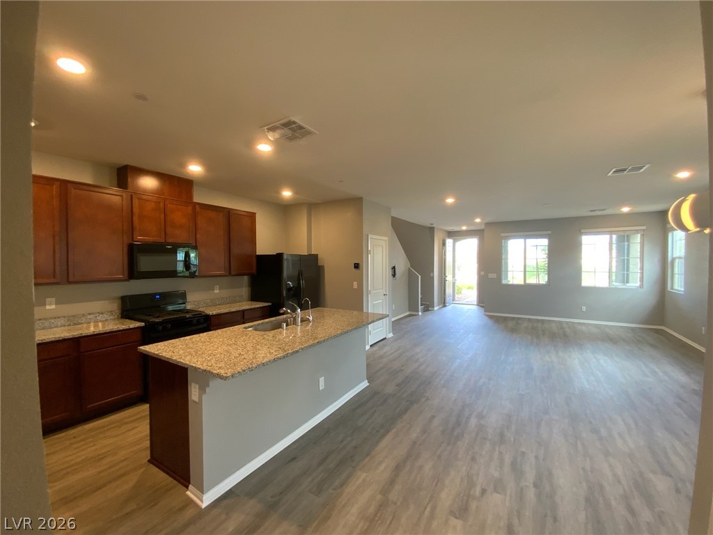 2674 Frabiele Street Property Photo 9