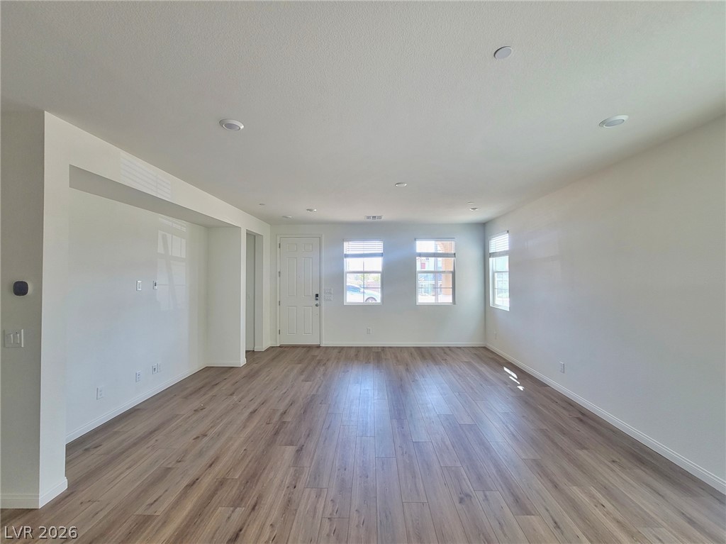 2490 Bellinzona Place Property Photo 6