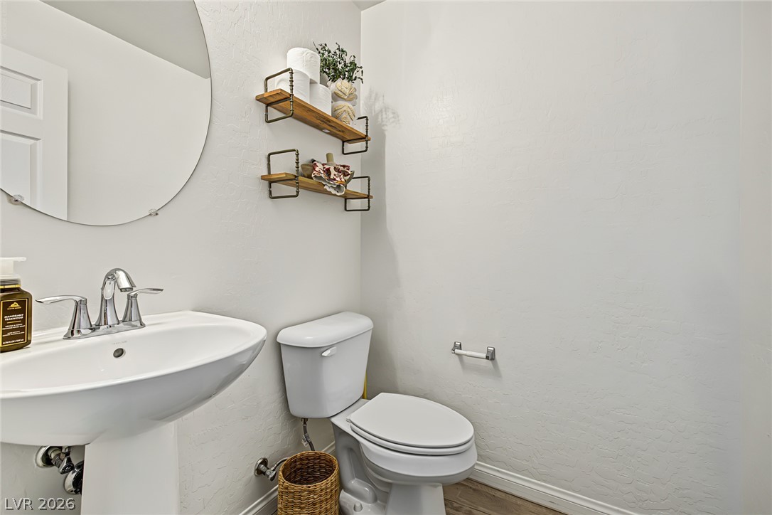 947 Via Del Campo Property Photo 8