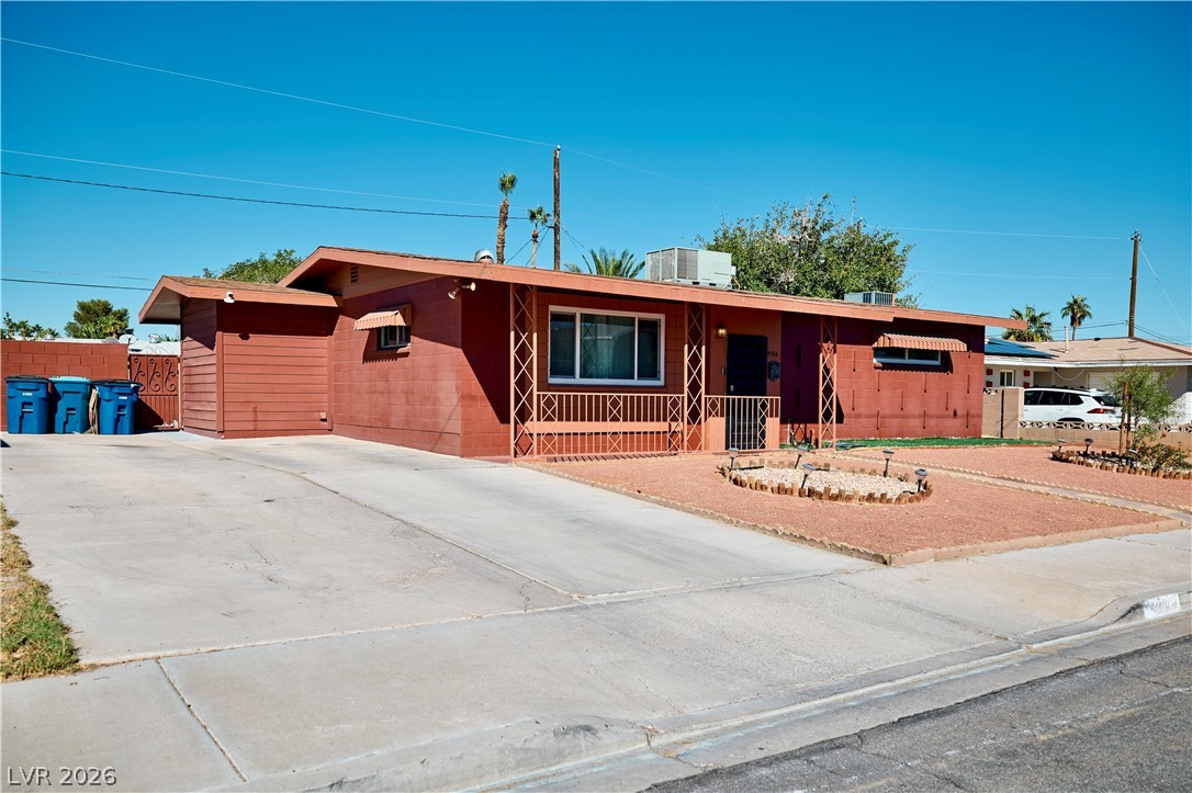 4504 Exposition Avenue Property Photo 2