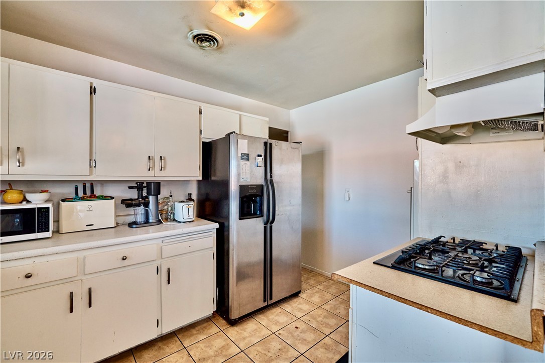 4504 Exposition Avenue Property Photo 8