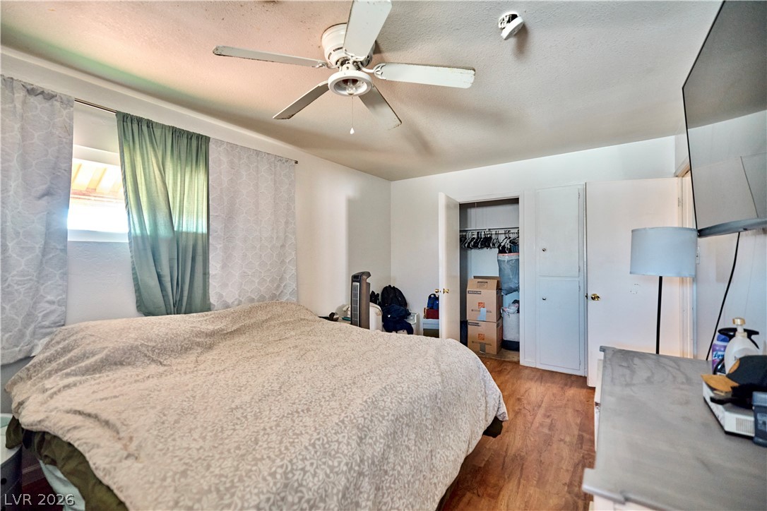 4504 Exposition Avenue Property Photo 13