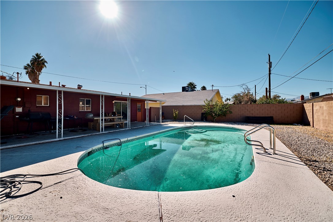 4504 Exposition Avenue Property Photo 18